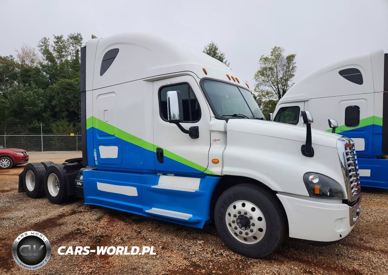 2018 Freightliner Cascadia 1 - Semi Truck VIN:3AKJGLDV9JSJU8183 - 4