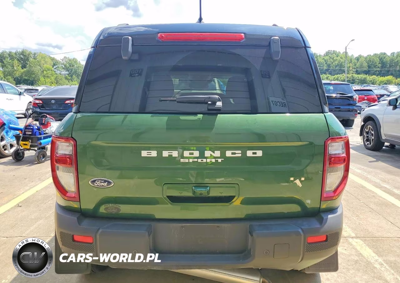 2025 Ford Bronco Sport Outer Banks VIN:3FMCR9CN8SRE20862 - 6