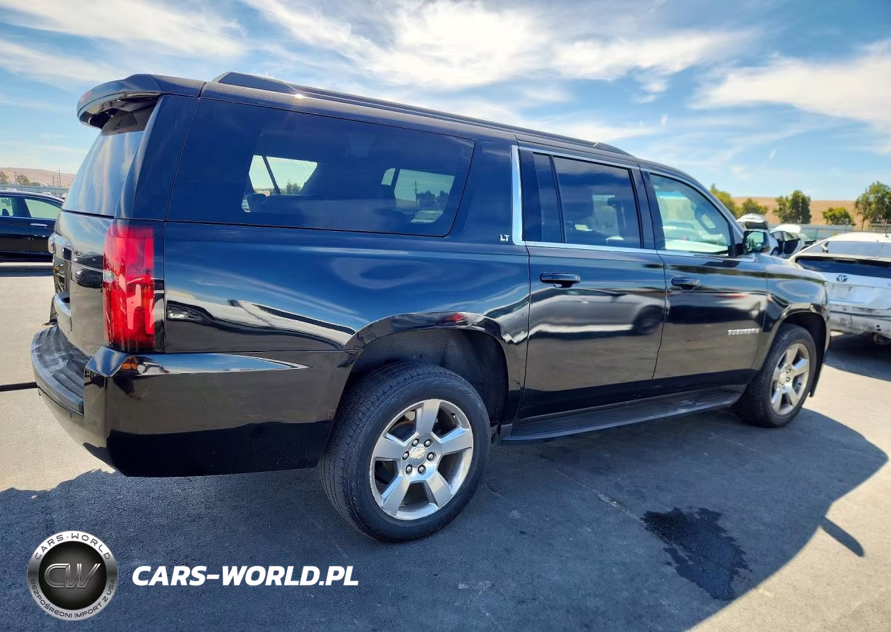 2020 Chevrolet Suburban C1500 Lt VIN:1GNSCHKCXLR160867 - 3