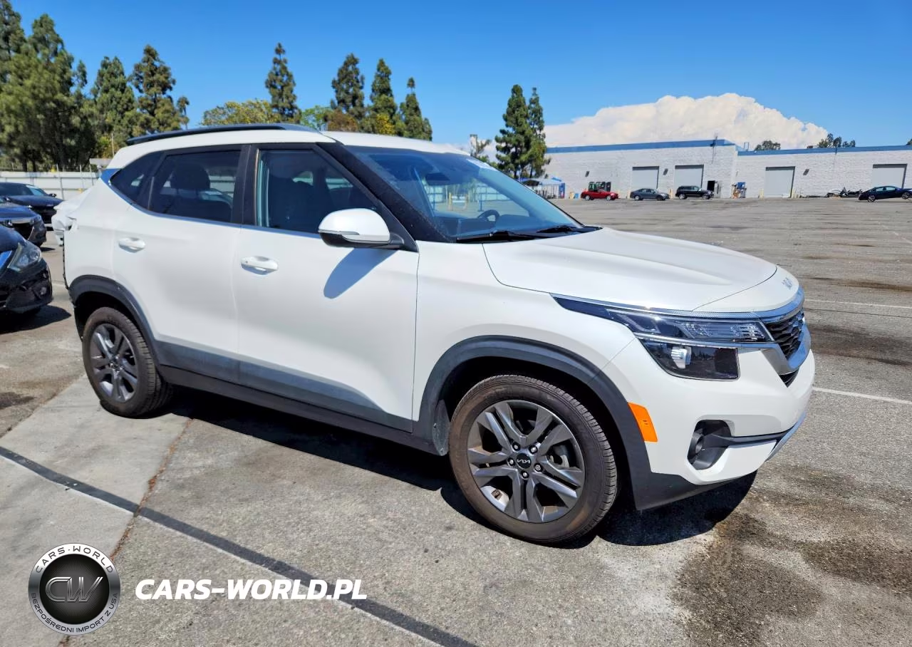 2023 Kia Seltos S VIN:KNDEU2AA7P7447911 - 4