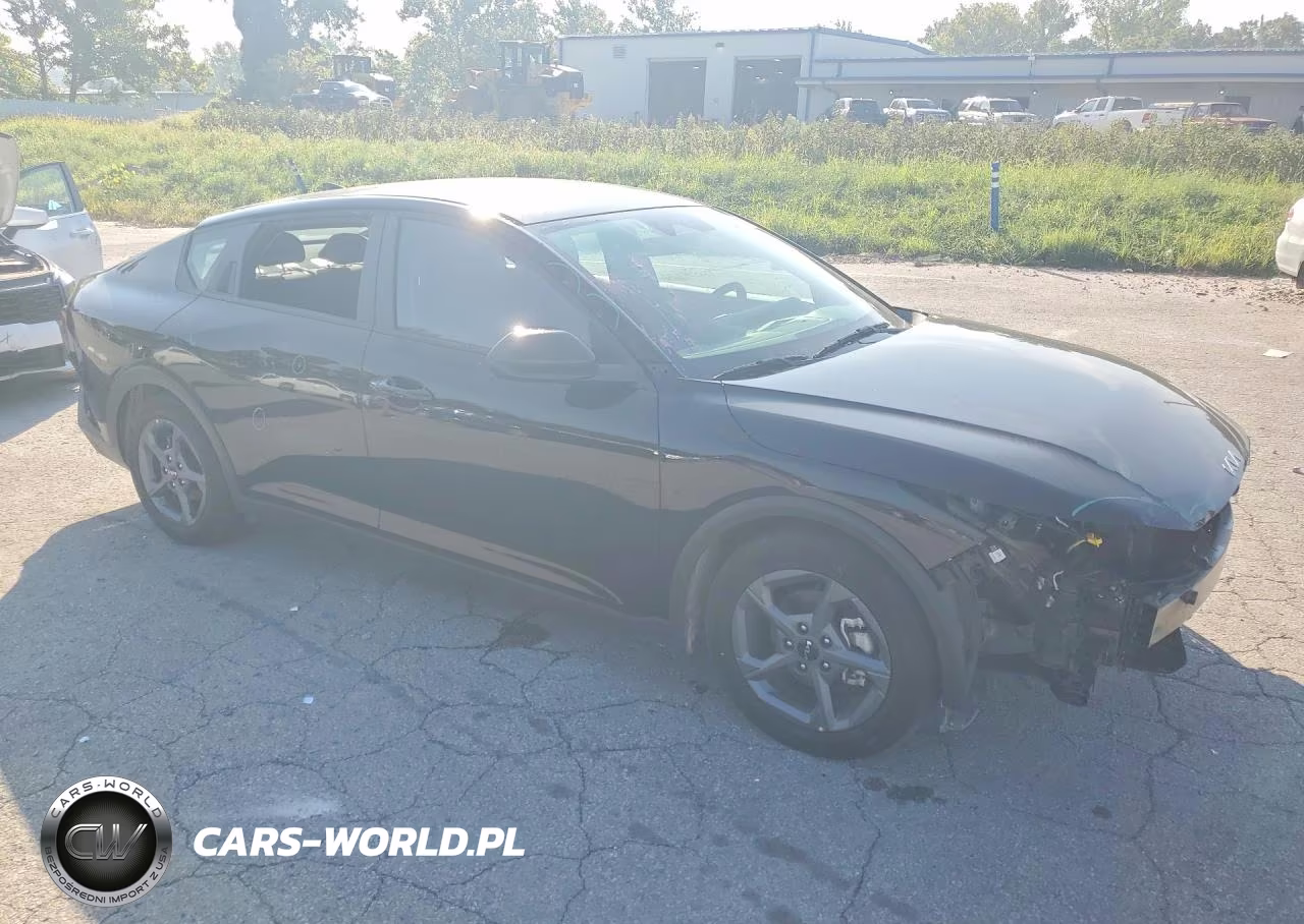 2026 Kia K4 Lxs VIN:3KPFT4DE7TE286827 - 4