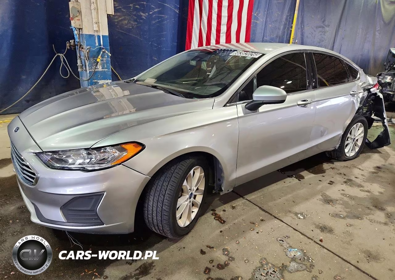 2020 Ford Fusion Se – zdjęcie 1 z 12