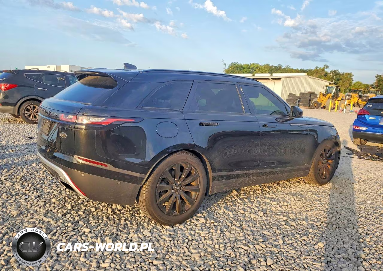 2018 Land Rover Range Rover Velar R-Dynamic Se VIN:SALYL2RV2JA756163 - 3