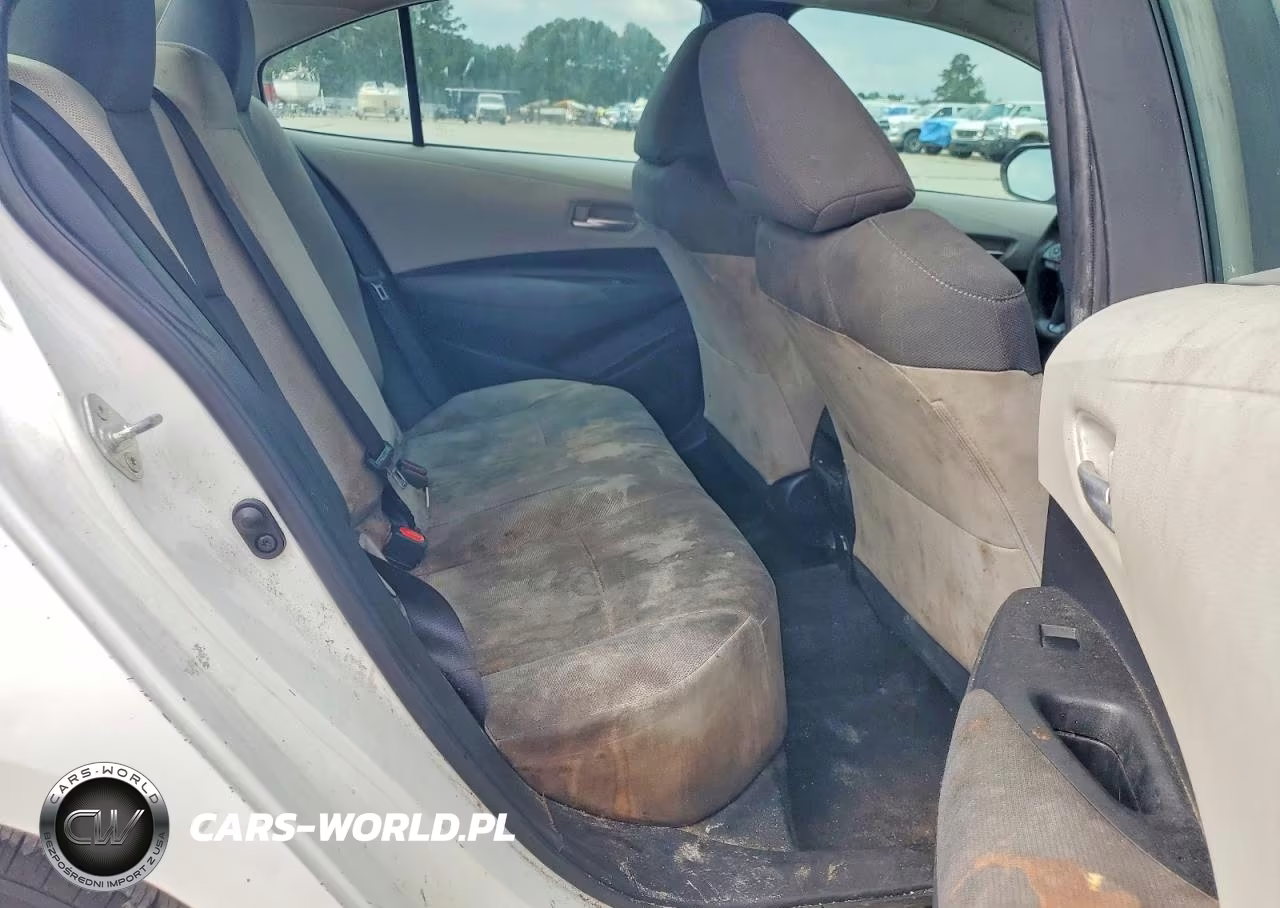 2020 Toyota Corolla L VIN:5YFDPRAE0LP047809 - 10