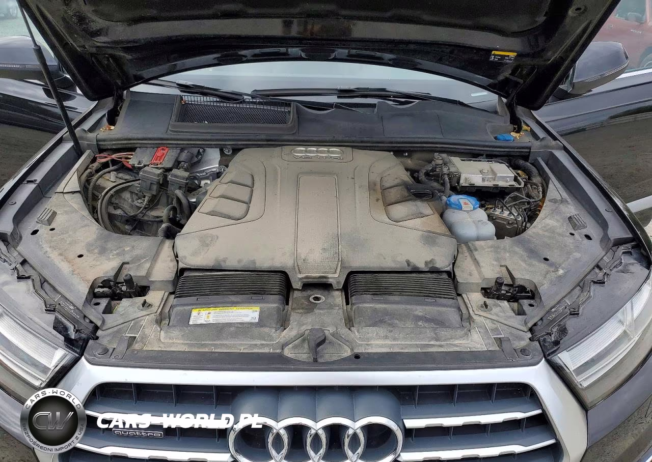 2017 Audi Q7 Premium Plus VIN:WA1LAAF70HD017559 - 12