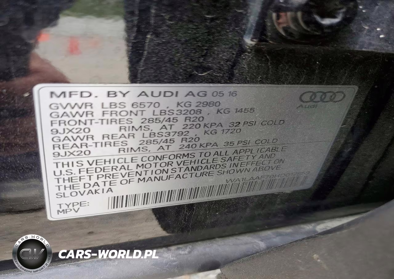 2017 Audi Q7 Premium Plus VIN:WA1LAAF70HD017559 - 13