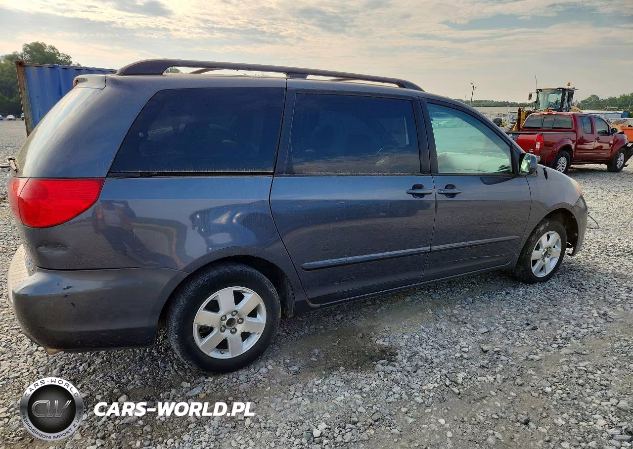 2009 Toyota Sienna Xle VIN:5TDZK22C99S260301 - 3