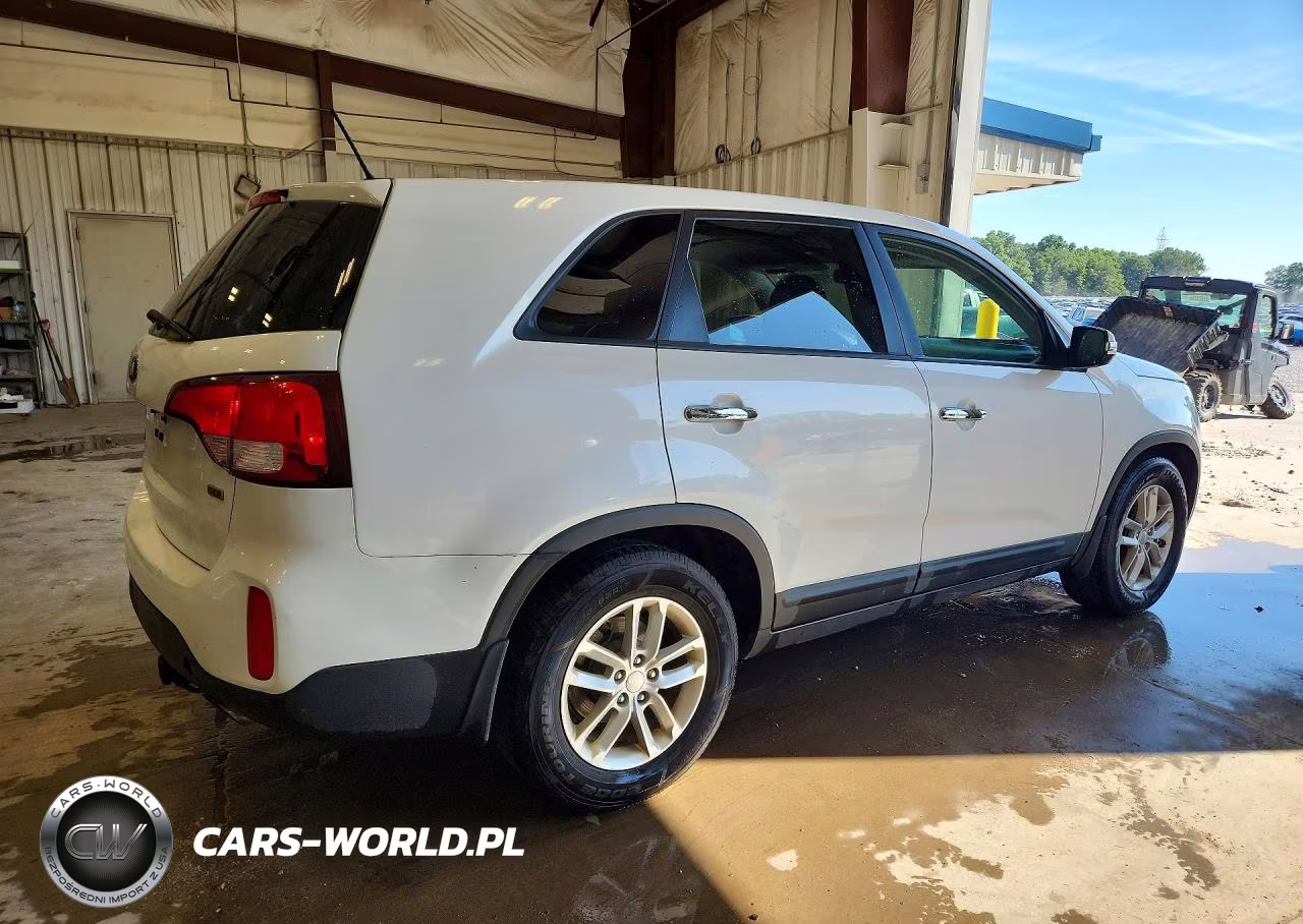 2015 Kia Sorento Lx VIN:5XYKT3A62FG562652 - 3