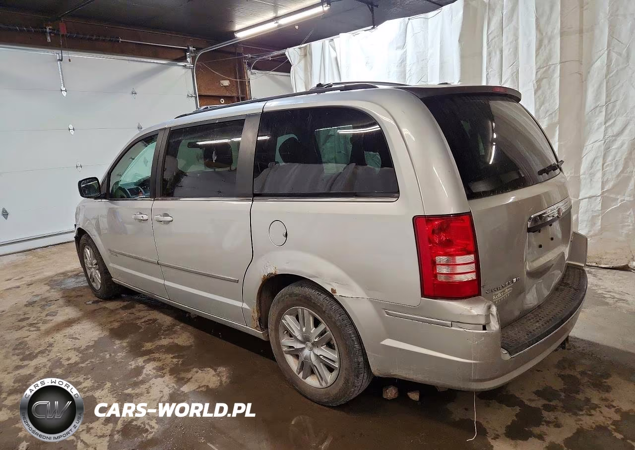 2010 Chrysler Town & Country Touring VIN:2A4RR5D19AR286767 - 2