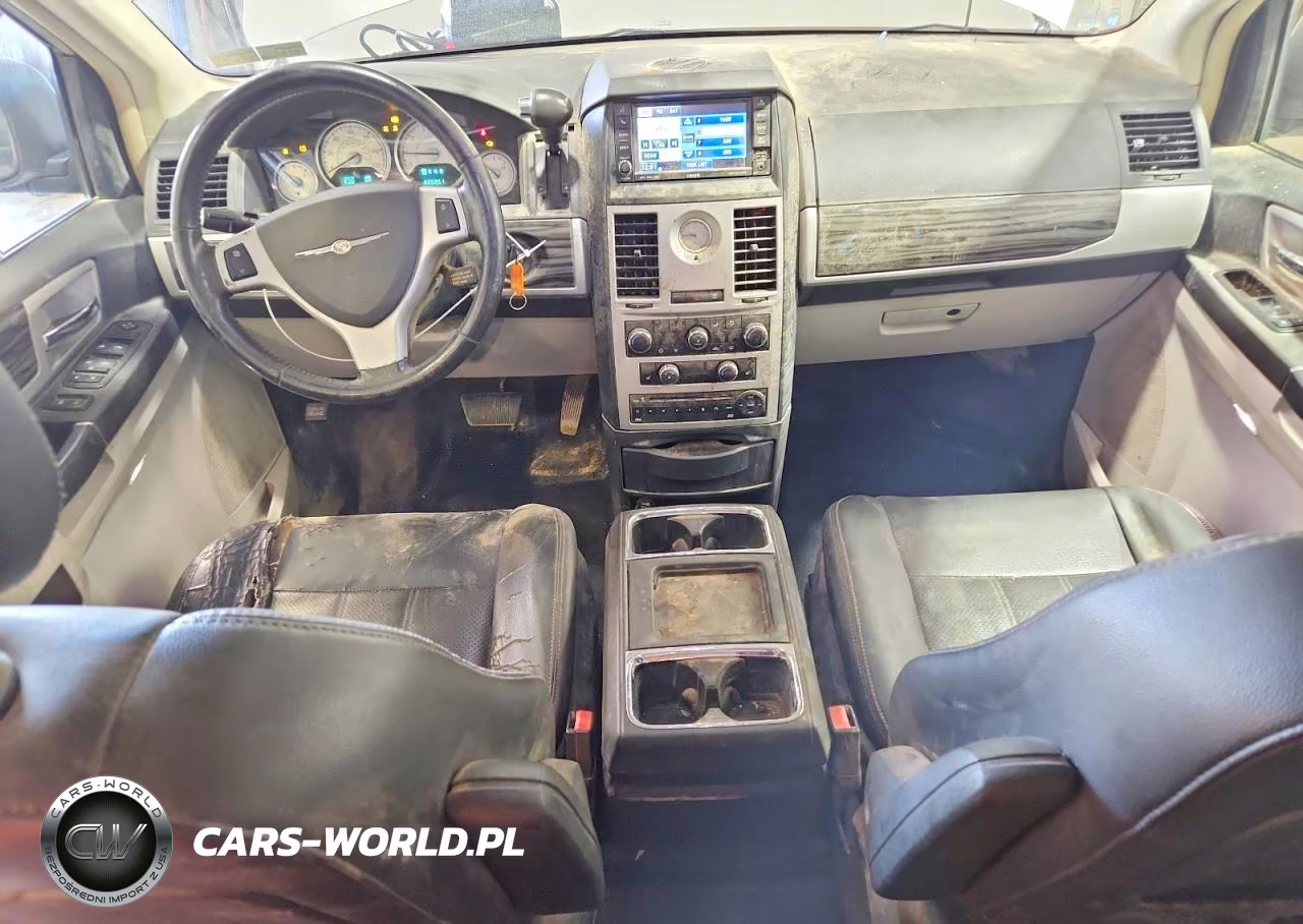 2010 Chrysler Town & Country Touring VIN:2A4RR5D19AR286767 - 8