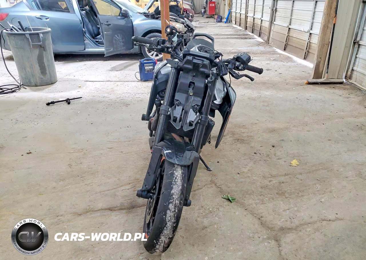 2019 Ktm 790 Duke VIN:VBKTU6405KM744444 - 2