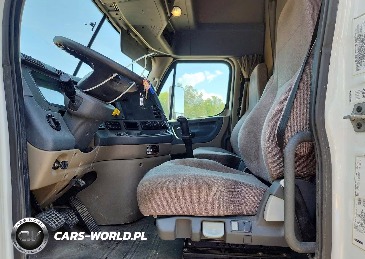 2017 Freightliner Cascadia 125 Semi Truck VIN:1FUJGLBGXHLJG9419 - 7