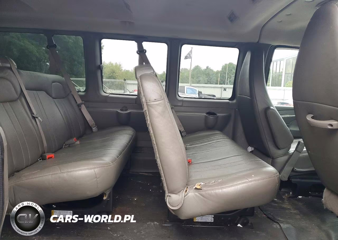 2015 Chevrolet Express G2500 Ls VIN:1GAWGPFG1F1285824 - 10