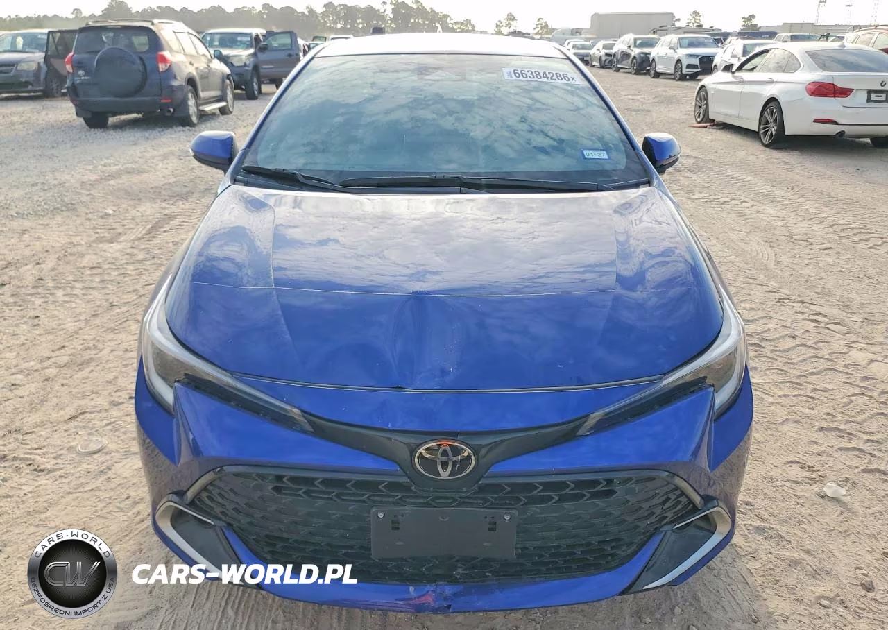 2024 Toyota Corolla Xse VIN:JTNC4MBE8R3222603 - 5