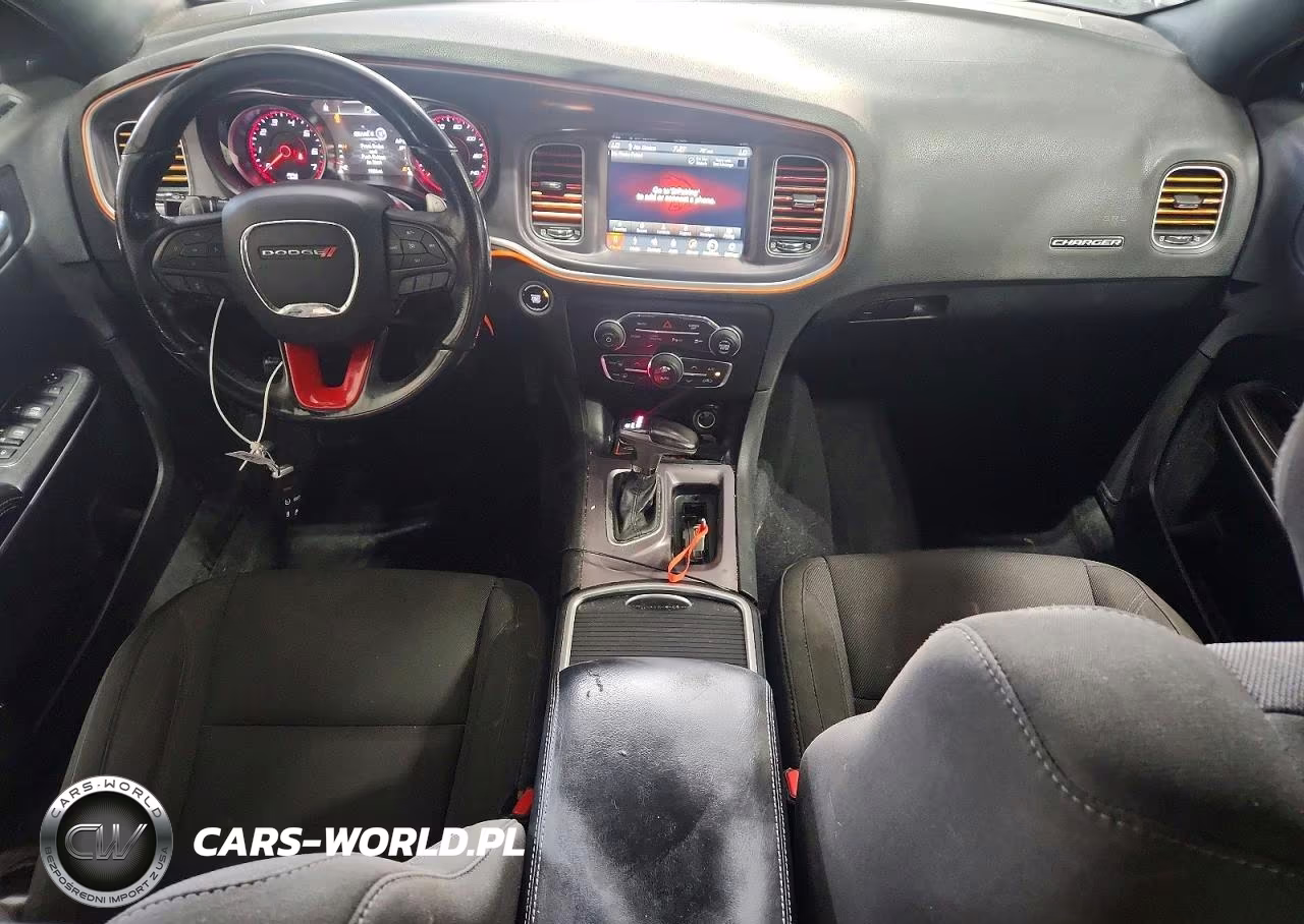 2019 Dodge Charger Sxt VIN:2C3CDXJG3KH749822 - 8