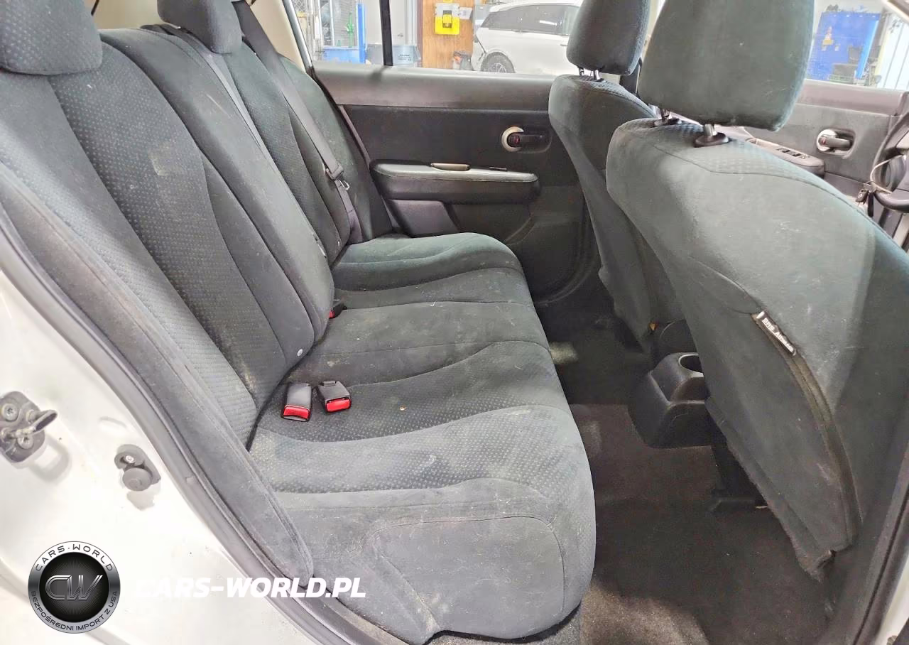 2010 Nissan Versa 1.8 S VIN:3N1BC1CP5AL371290 - 10