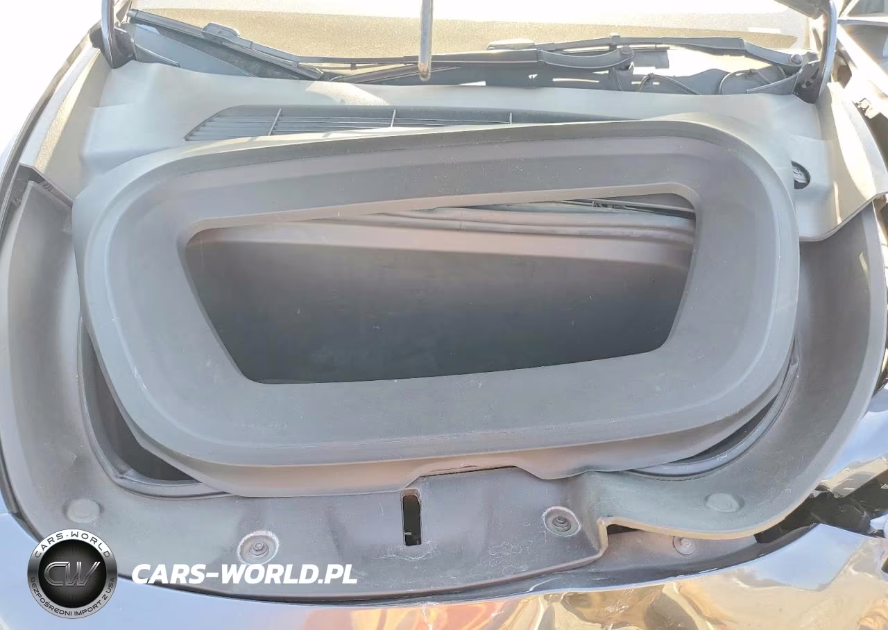 2022 Tesla Model Y VIN:7SAYGAEE6NF574137 - 11