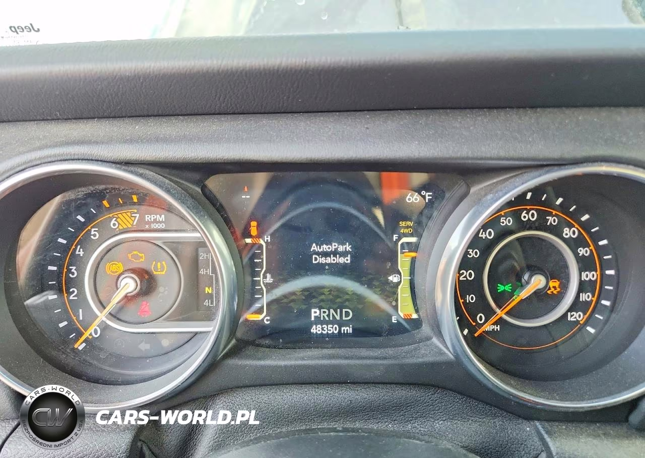 2021 Jeep Wrangler Unlimited Sahara VIN:1C4HJXEN9MW573267 - 9