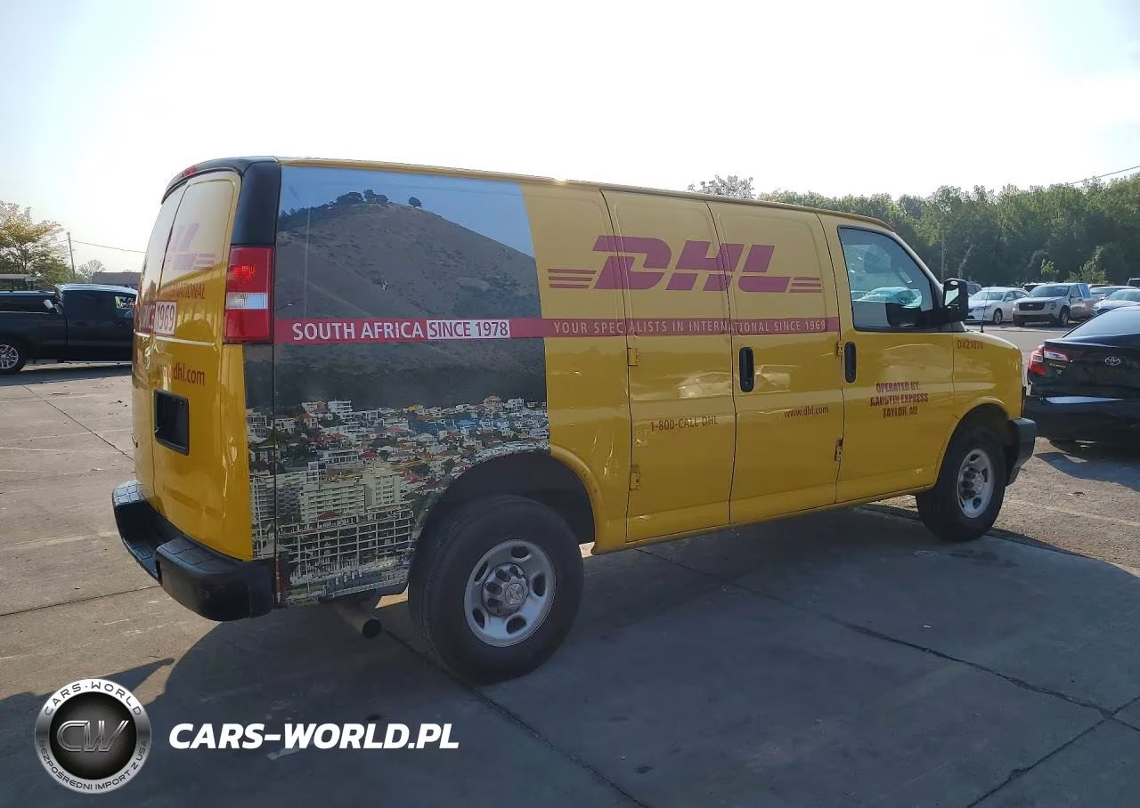 2021 Chevrolet Express G2500 VIN:1GCWGAFP5M1173805 - 3