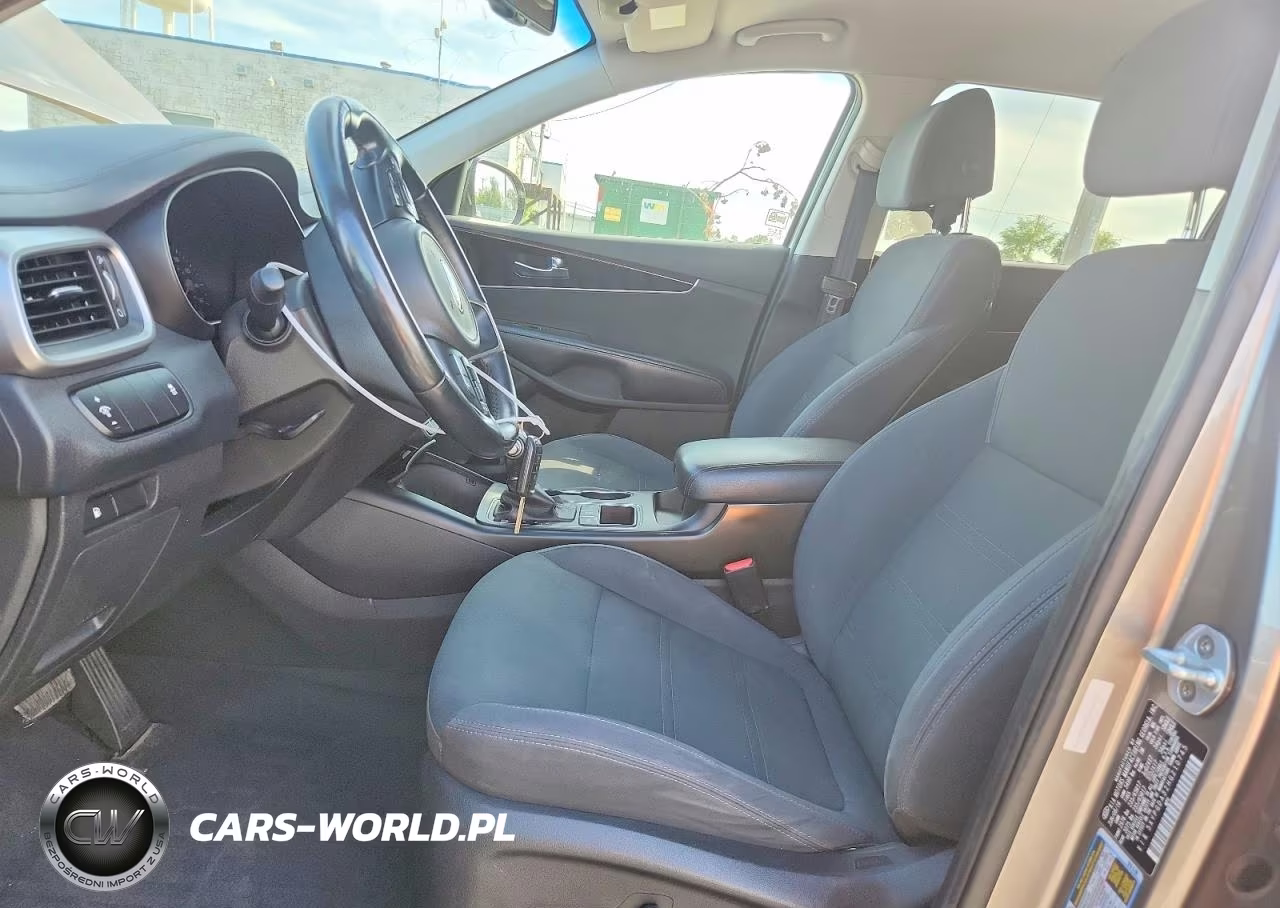 2017 Kia Sorento Lx VIN:5XYPGDA32HG210745 - 7