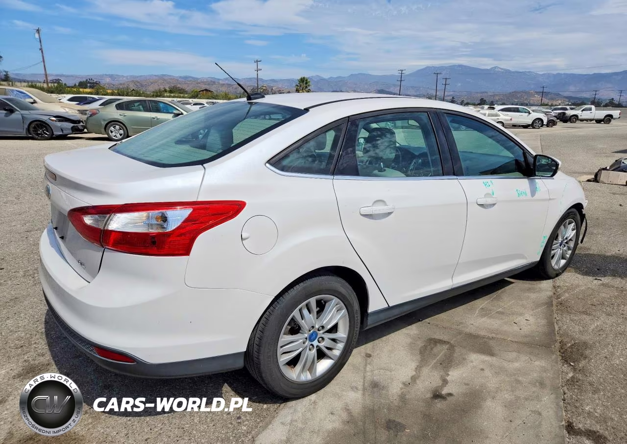 2012 Ford Focus Sel VIN:1FAHP3H20CL152472 - 3
