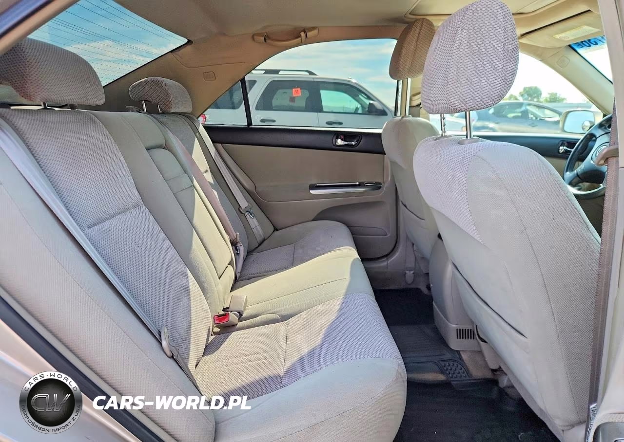 2002 Toyota Camry Se VIN:JTDBE30K320045997 - 10
