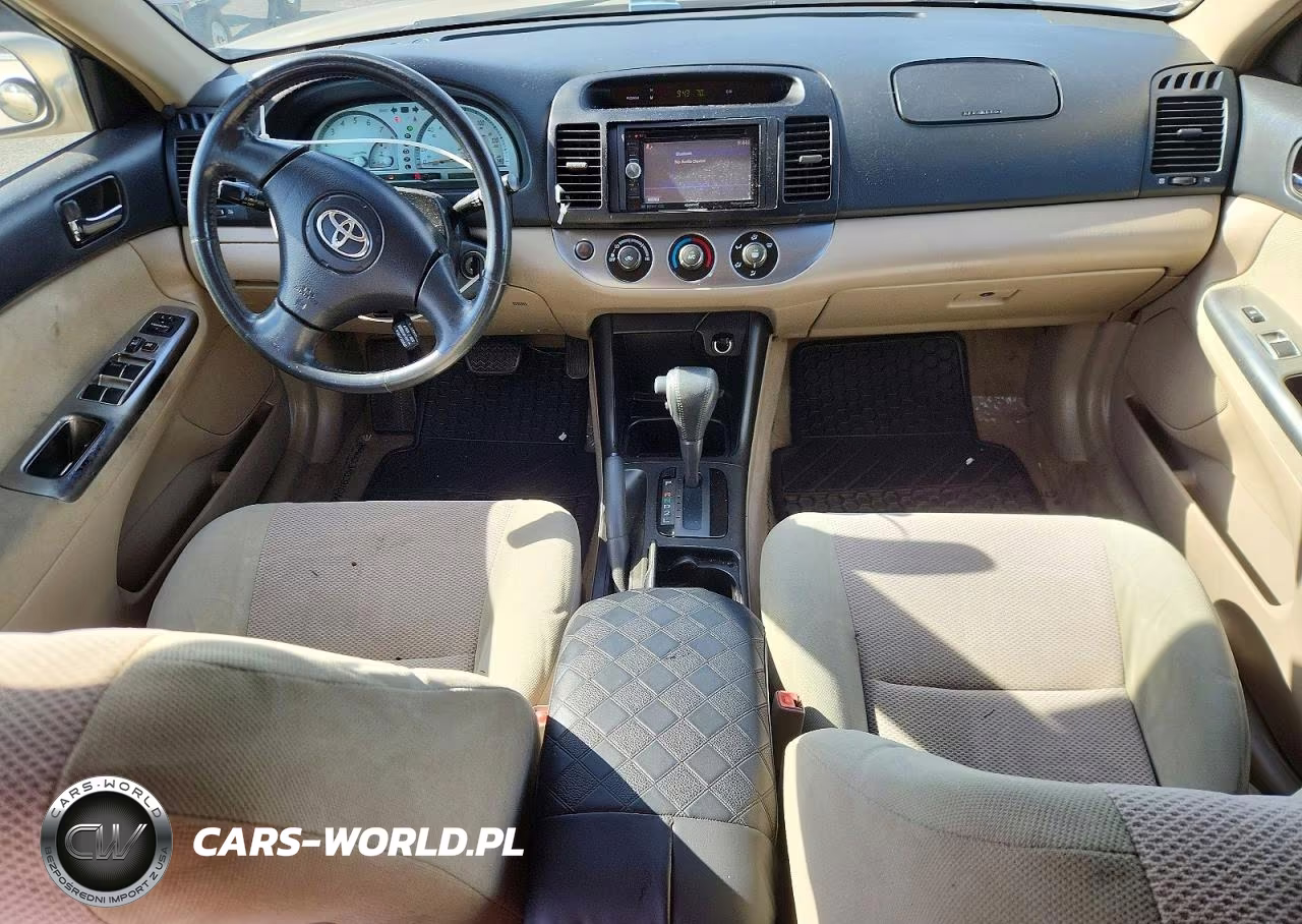 2002 Toyota Camry Se VIN:JTDBE30K320045997 - 8