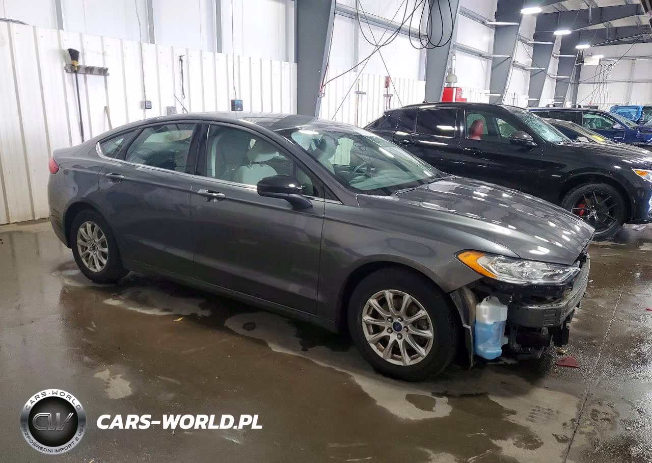 FORD FUSION S VIN:3FA6P0G72JR204072 - 4