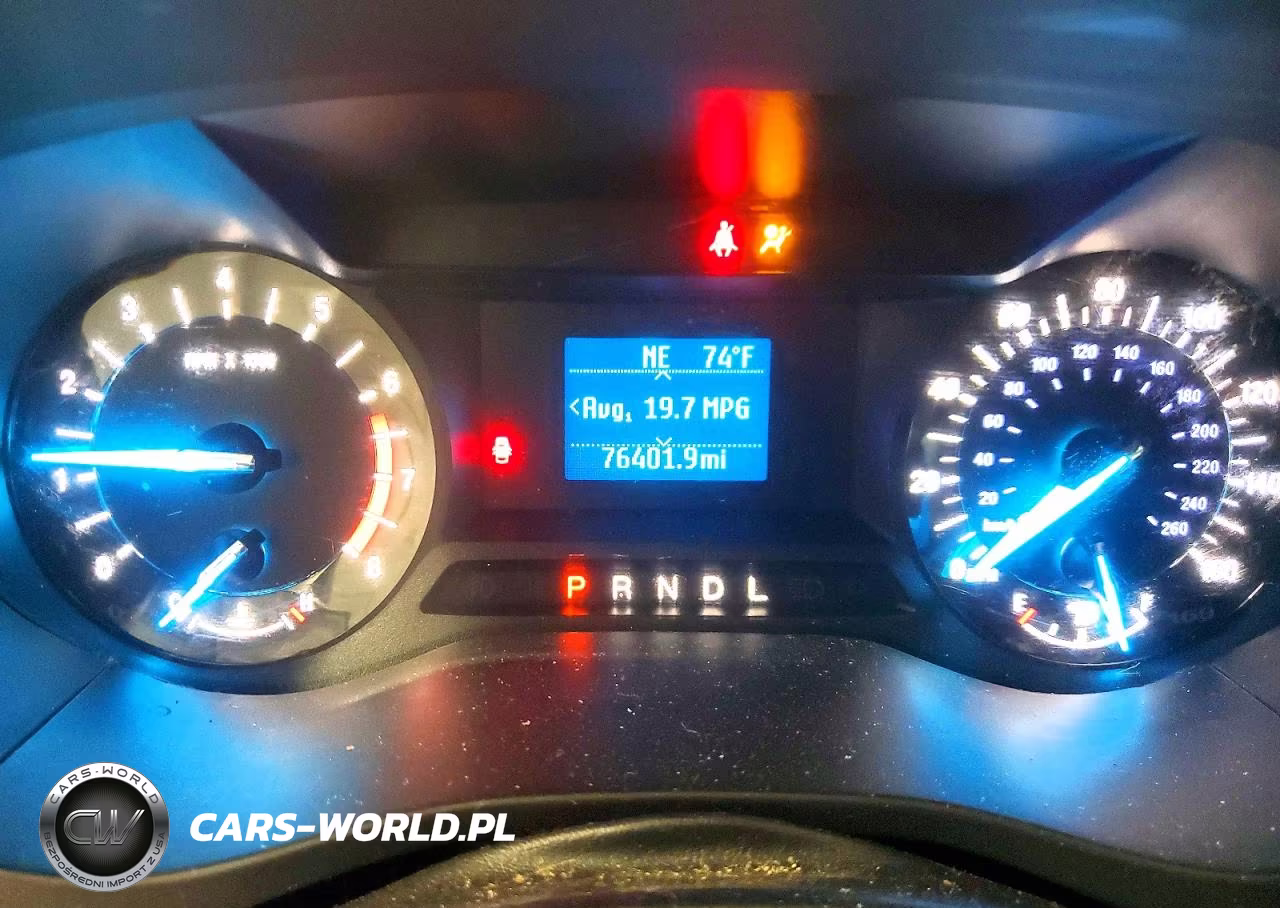 FORD FUSION S VIN:3FA6P0G72JR204072 - 9
