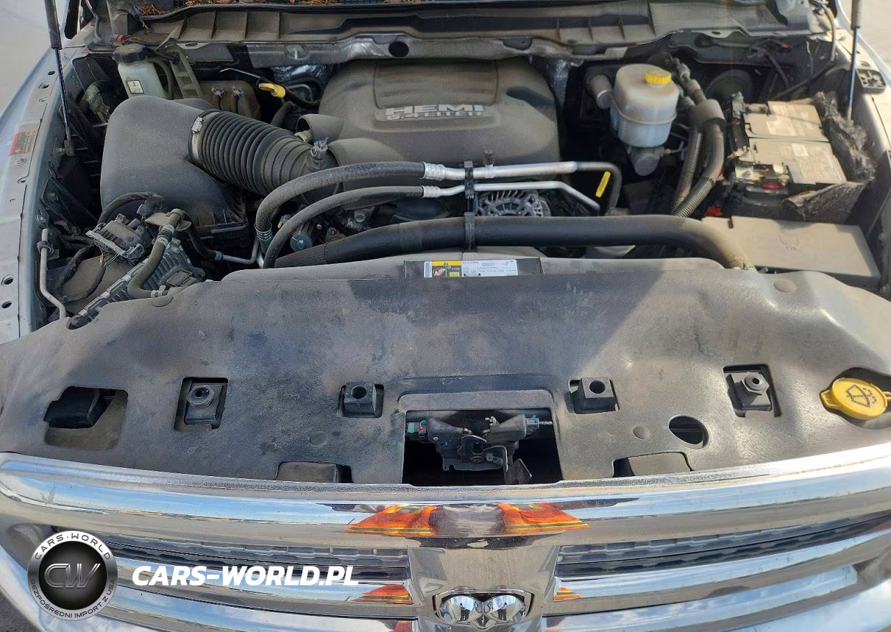 2017 Ram 2500 Laramie VIN:3C6UR4FJ8HG678296 - 11