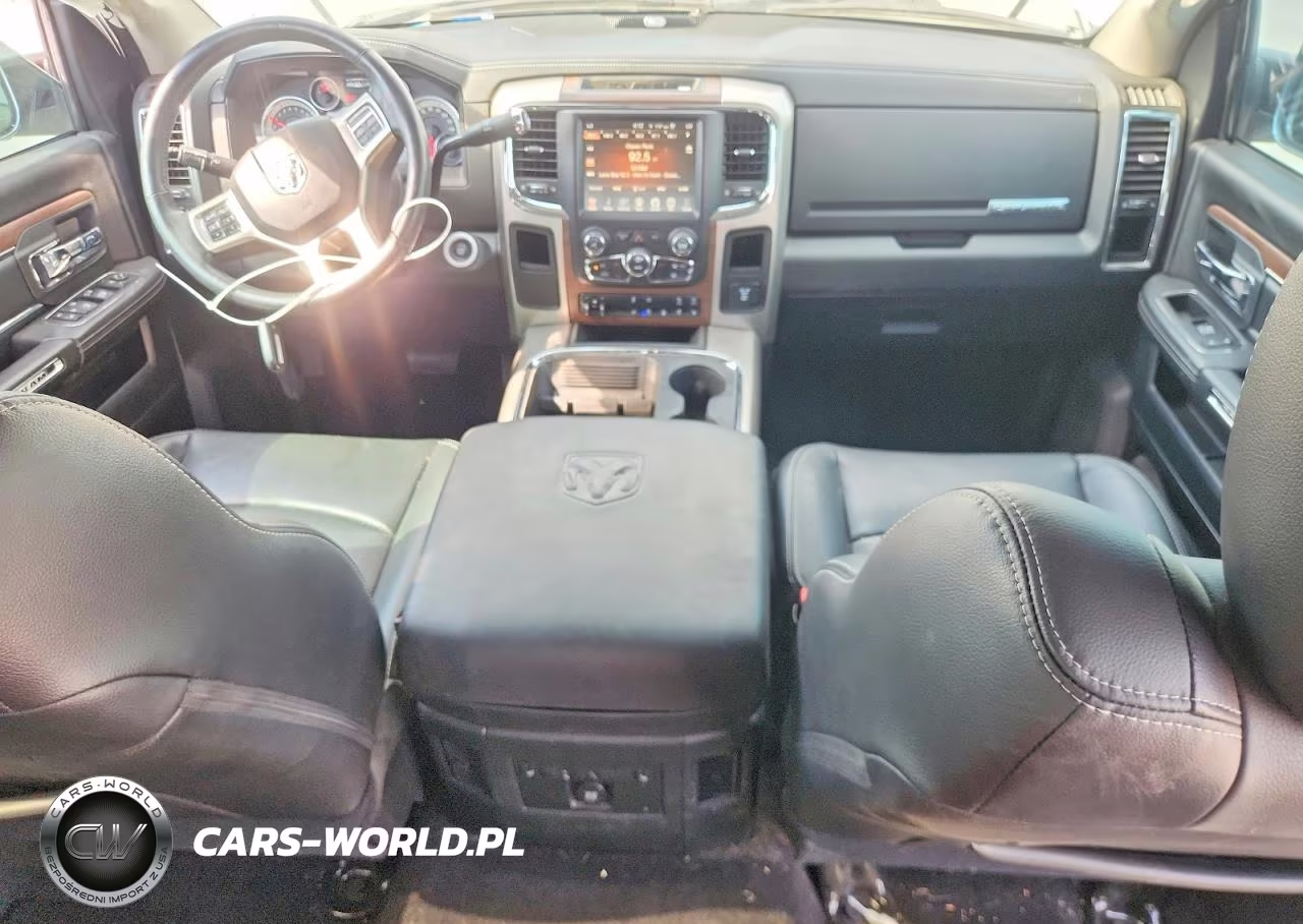 2017 Ram 2500 Laramie VIN:3C6UR4FJ8HG678296 - 8