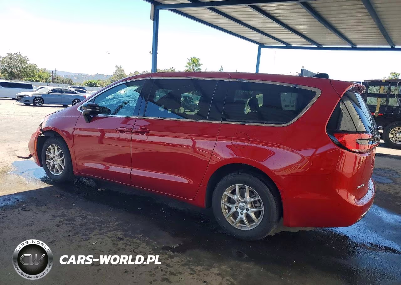 2025 Chrysler Pacifica Select VIN:2C4RC1BG9SR518700 - 2