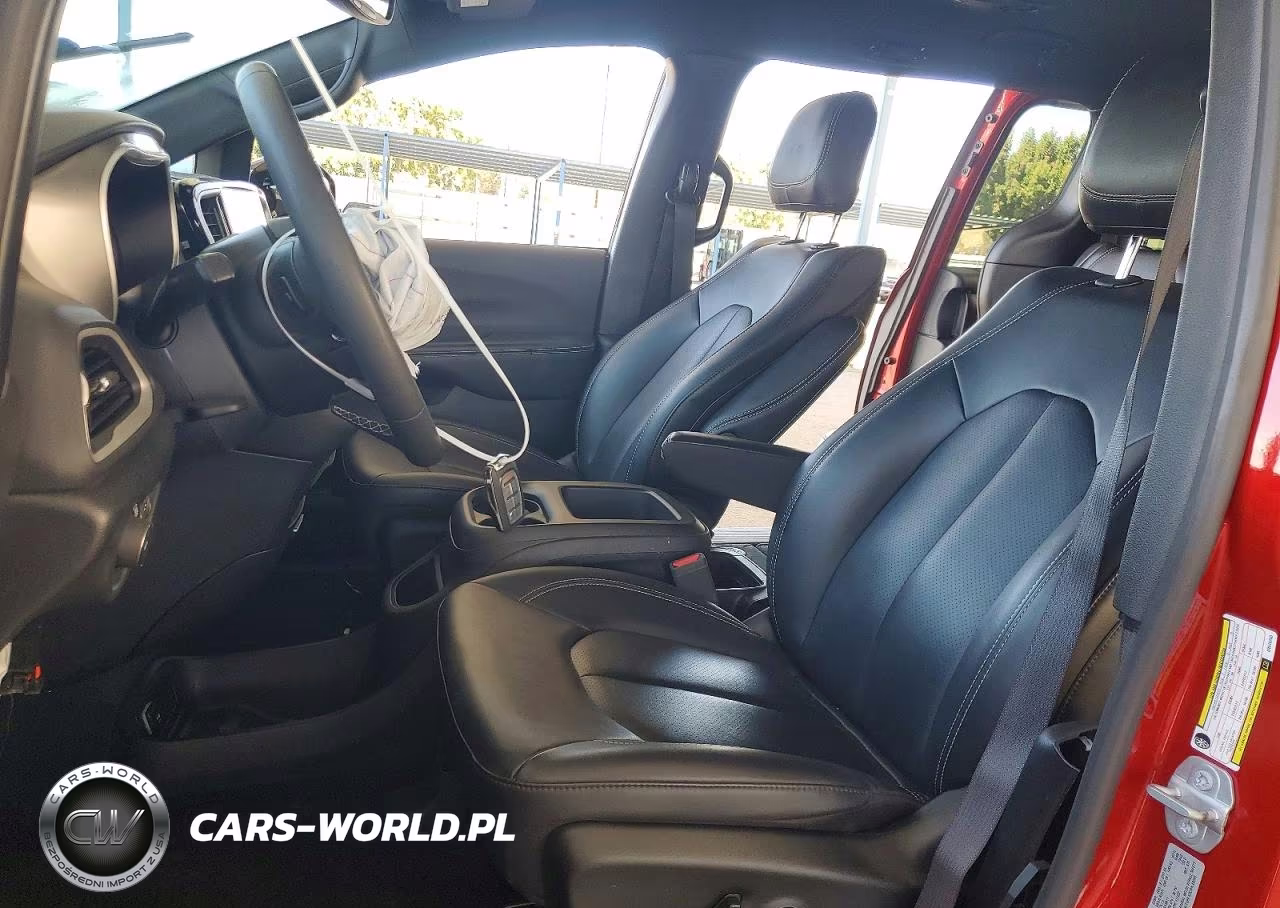 2025 Chrysler Pacifica Select VIN:2C4RC1BG9SR518700 - 7