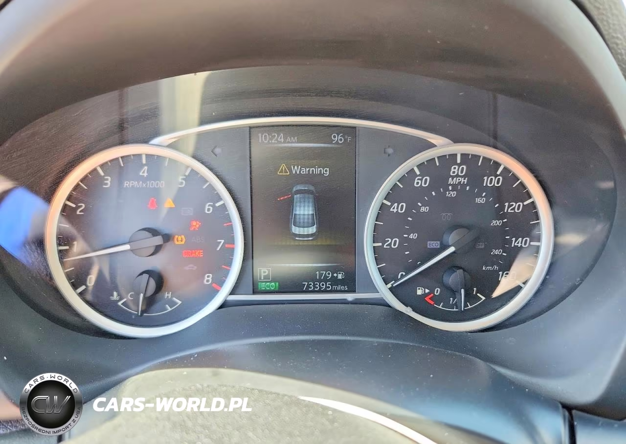 2017 Nissan Sentra Sr Turbo VIN:3N1CB7AP1HY282990 - 9