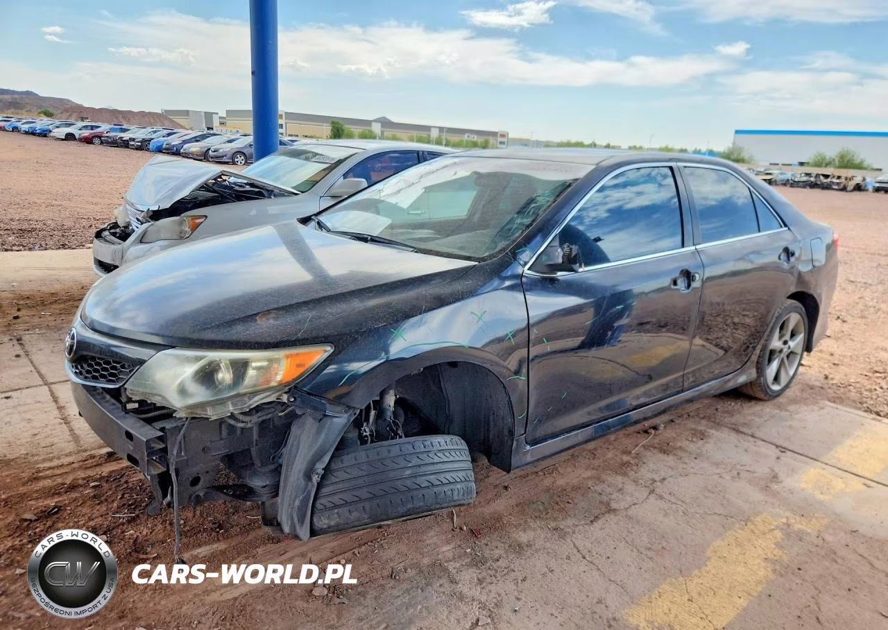 2012 Toyota Camry – zdjęcie 1 z 13