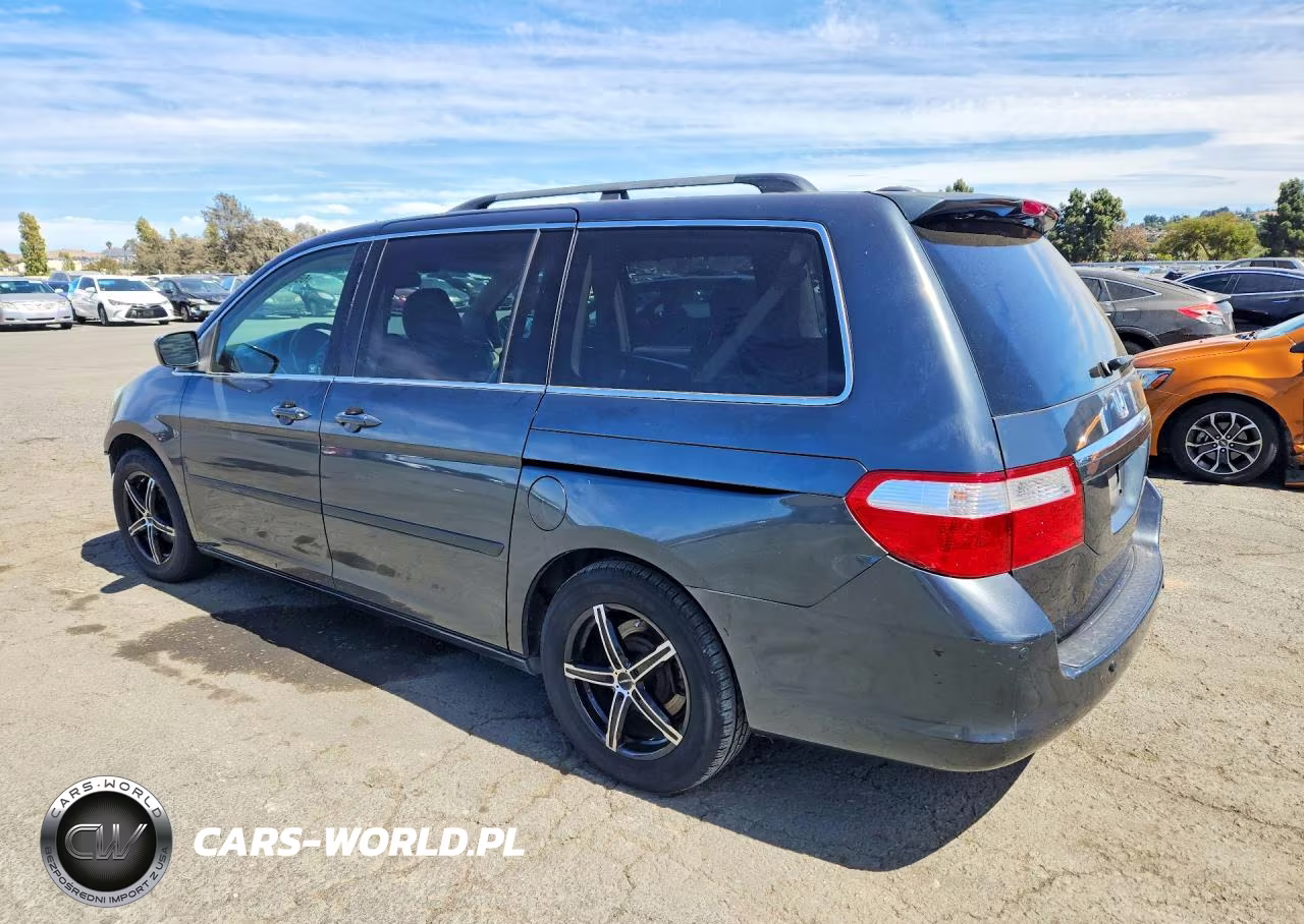 2005 Honda Odyssey Touring VIN:5FNRL38885B079078 - 2