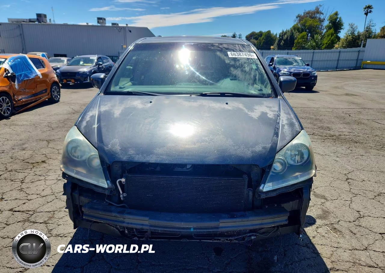 2005 Honda Odyssey Touring VIN:5FNRL38885B079078 - 5