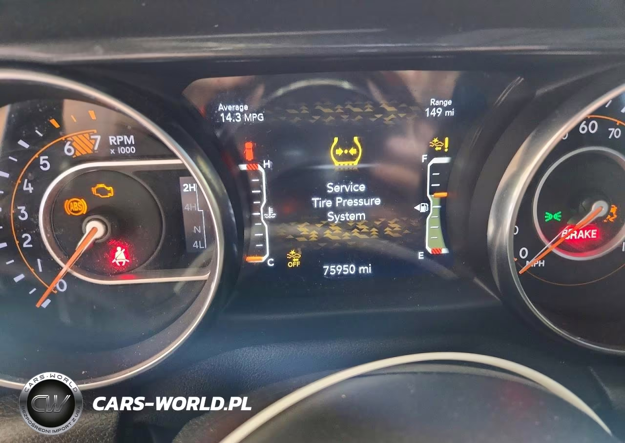 2021 Jeep Wrangler Unlimited Sahara VIN:1C4HJXEN1MW687456 - 9