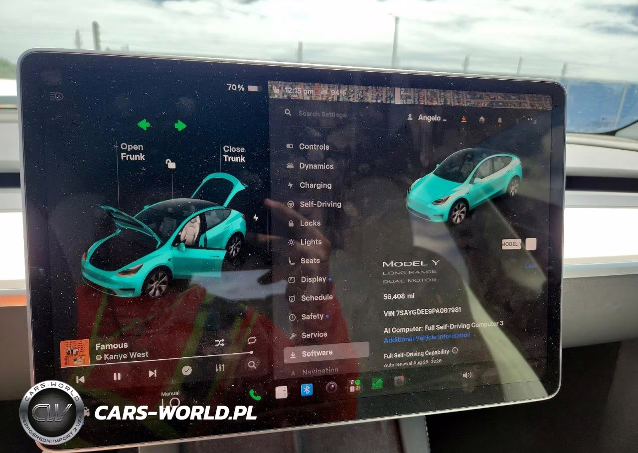 2023 Tesla Model Y VIN:7SAYGDEE9PA097981 - 9