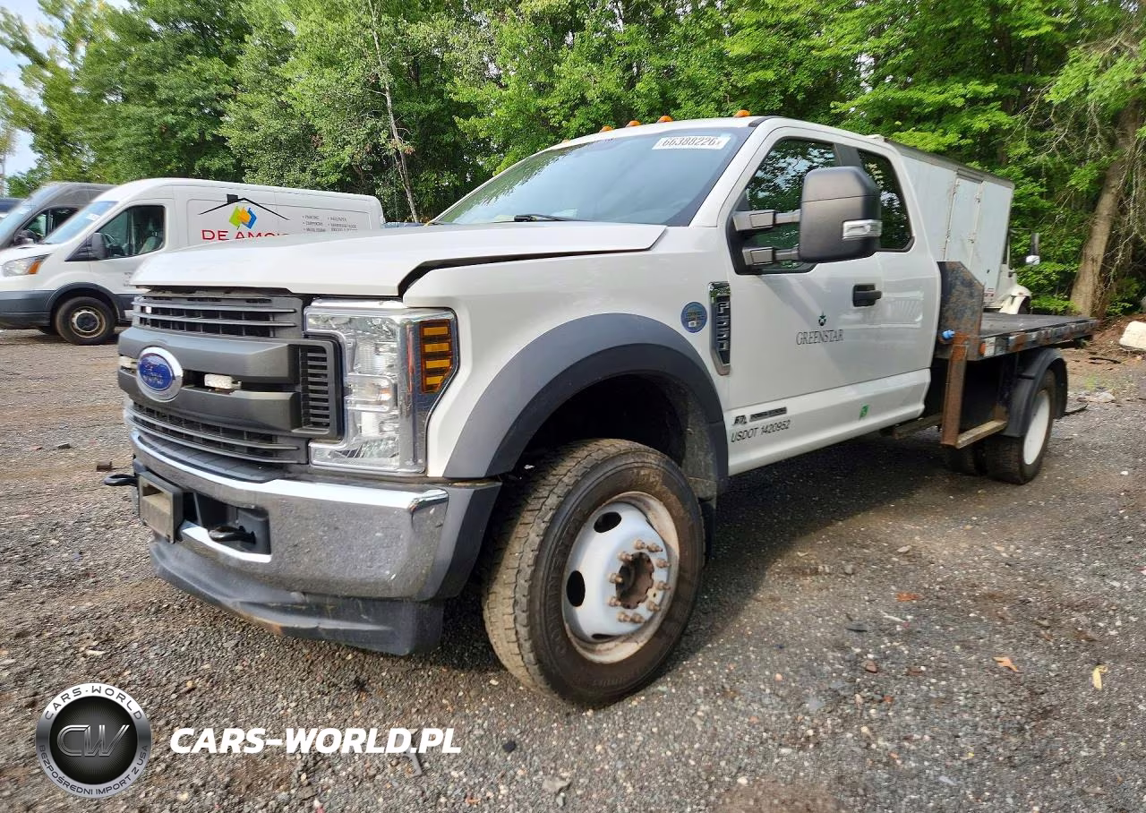 2019 Ford F550 Super Duty – zdjęcie 1 z 13