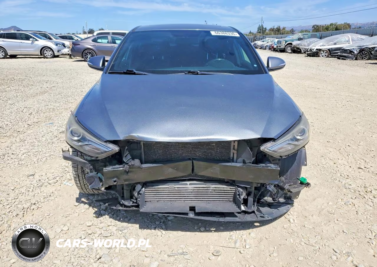 2018 Hyundai Elantra Sport VIN:KMHD04LB2JU507557 - 5