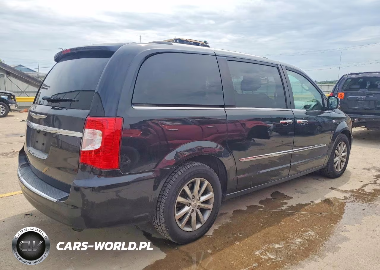 2014 Chrysler Town & Country Touring L VIN:2C4RC1CG2ER409952 - 3