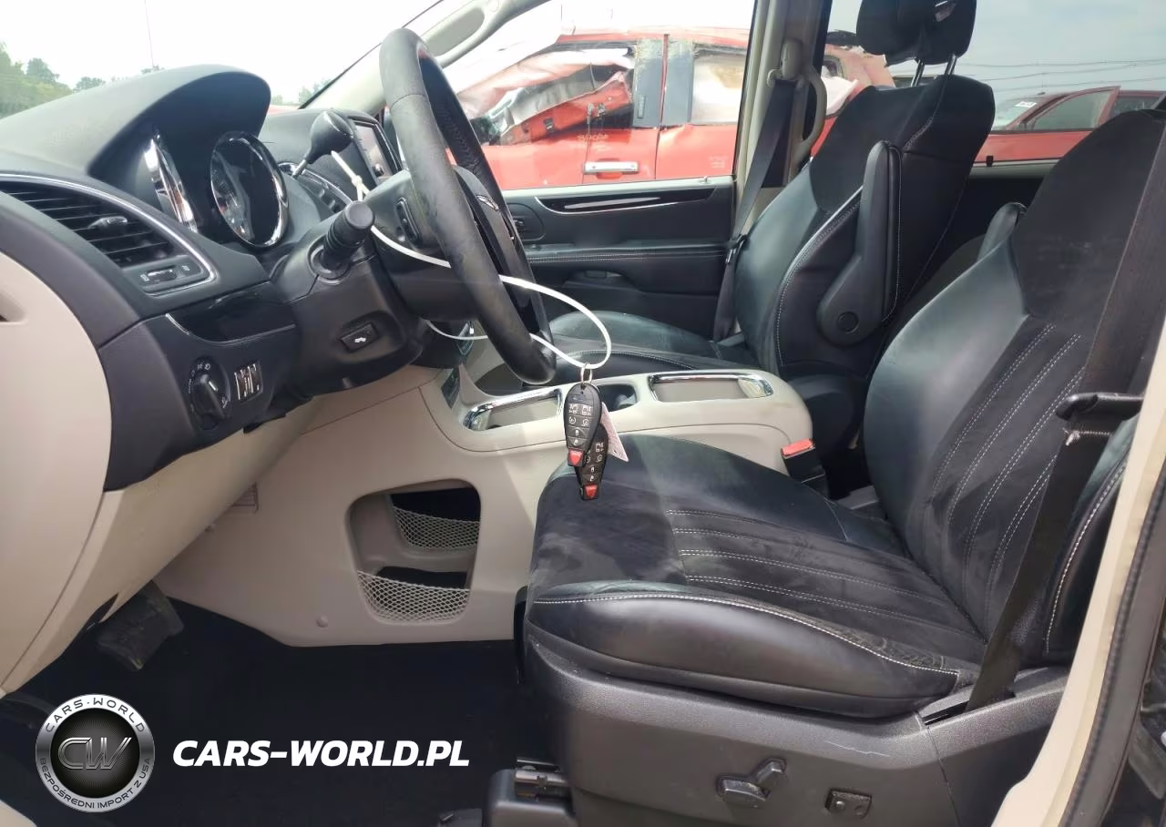 2014 Chrysler Town & Country Touring L VIN:2C4RC1CG2ER409952 - 7