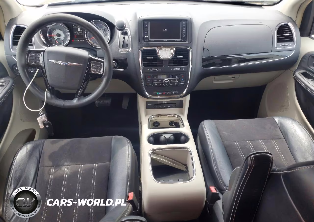 2014 Chrysler Town & Country Touring L VIN:2C4RC1CG2ER409952 - 8