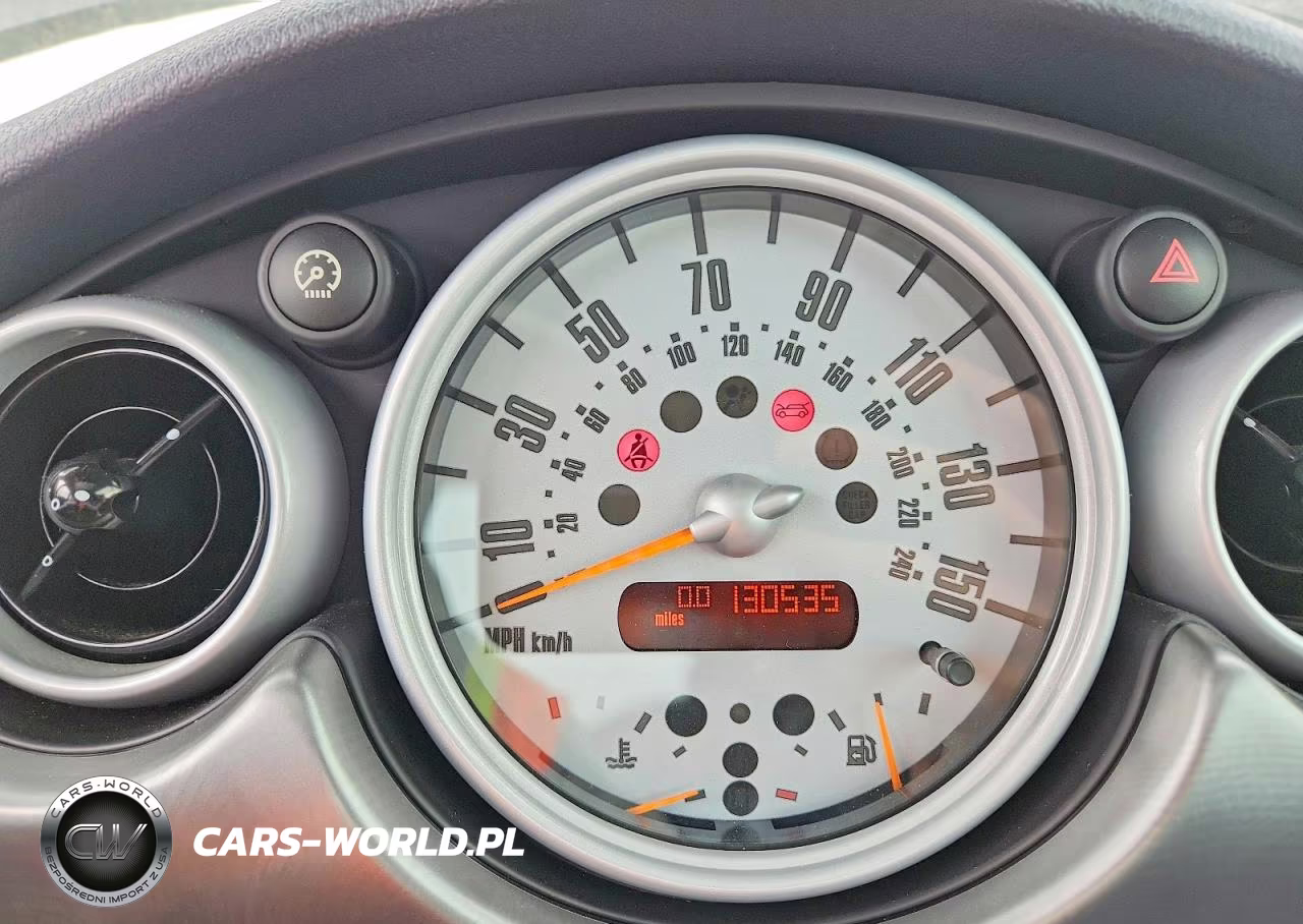 2003 Mini Cooper S VIN:WMWRE33433TD60732 - 9