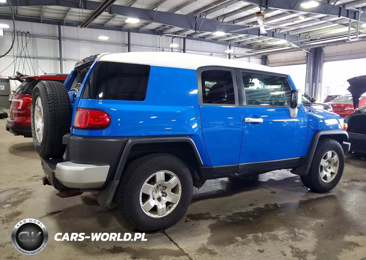 2007 Toyota Fj Cruiser Base VIN:JTEZU11F170018081 - 3