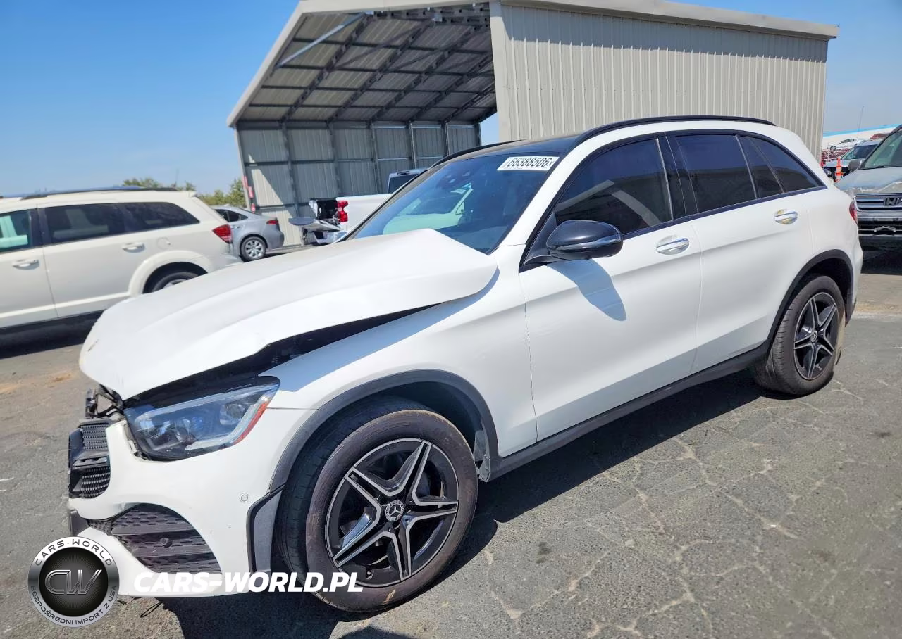 2021 Mercedes-Benz Glc 300 – zdjęcie 1 z 13