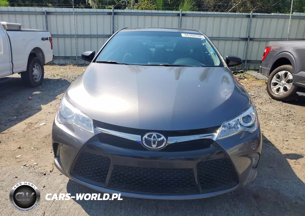 2015 Toyota Camry Se VIN:4T1BF1FK2FU013917 - 5
