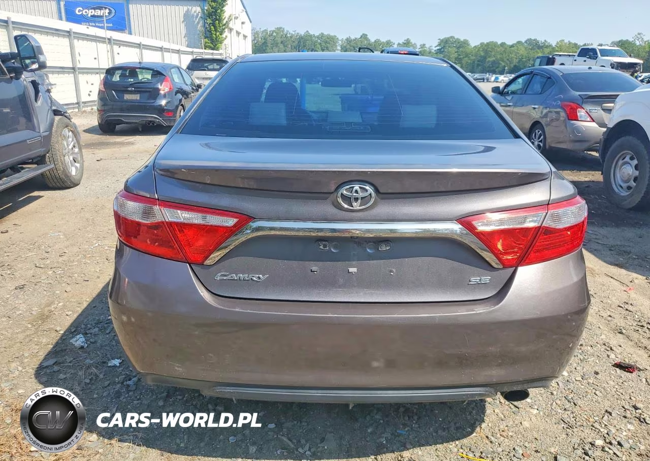 2015 Toyota Camry Se VIN:4T1BF1FK2FU013917 - 6