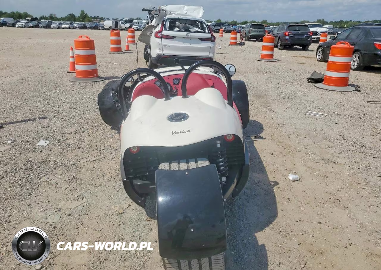 2023 Vanderhall Venice VIN:7KGTC2V46PR004276 - 6